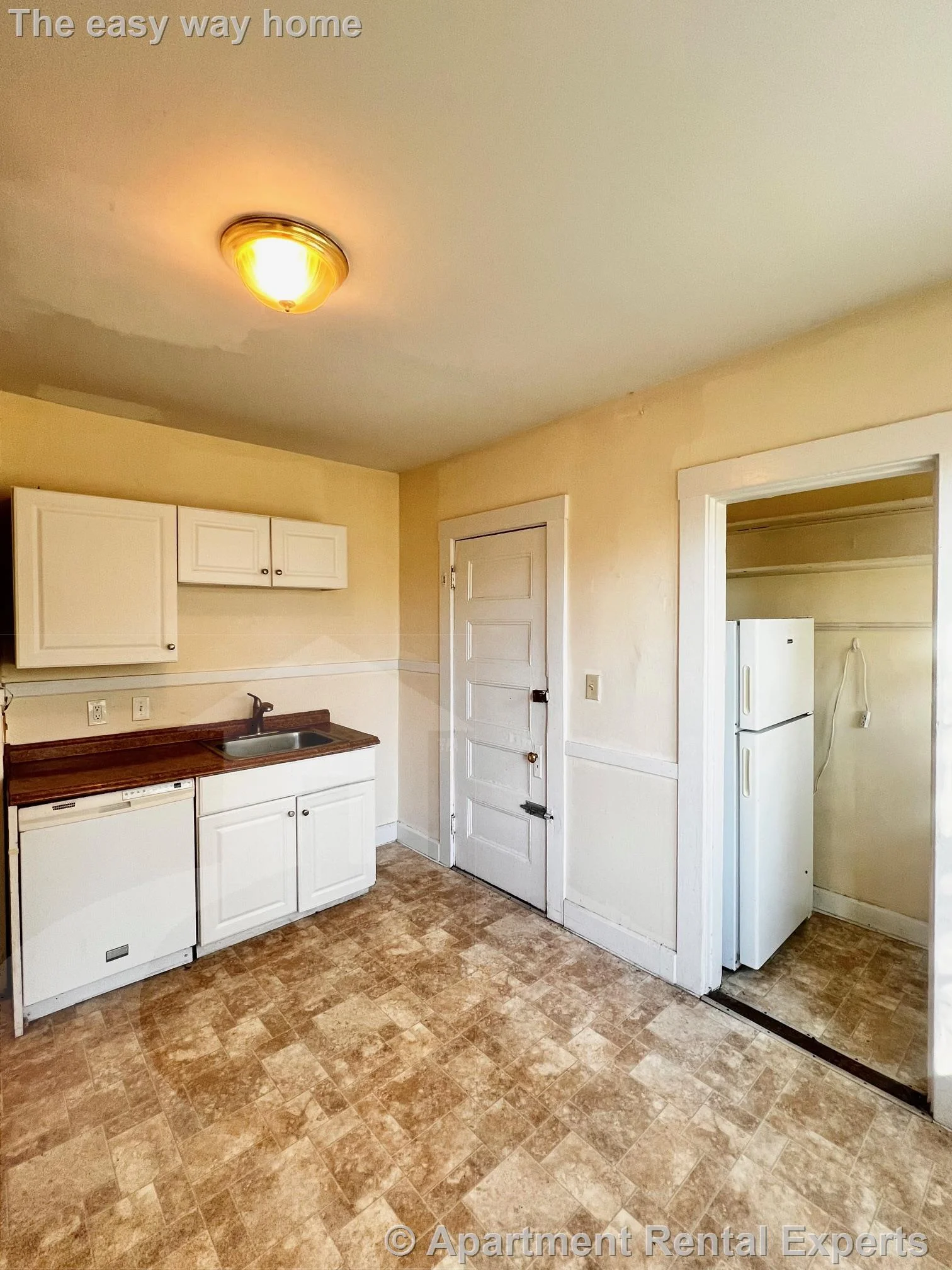 2 bed, 1 bath apartment for rent at 18 Sanborn Ave Unit 5, Union Square — photo 11 of 15