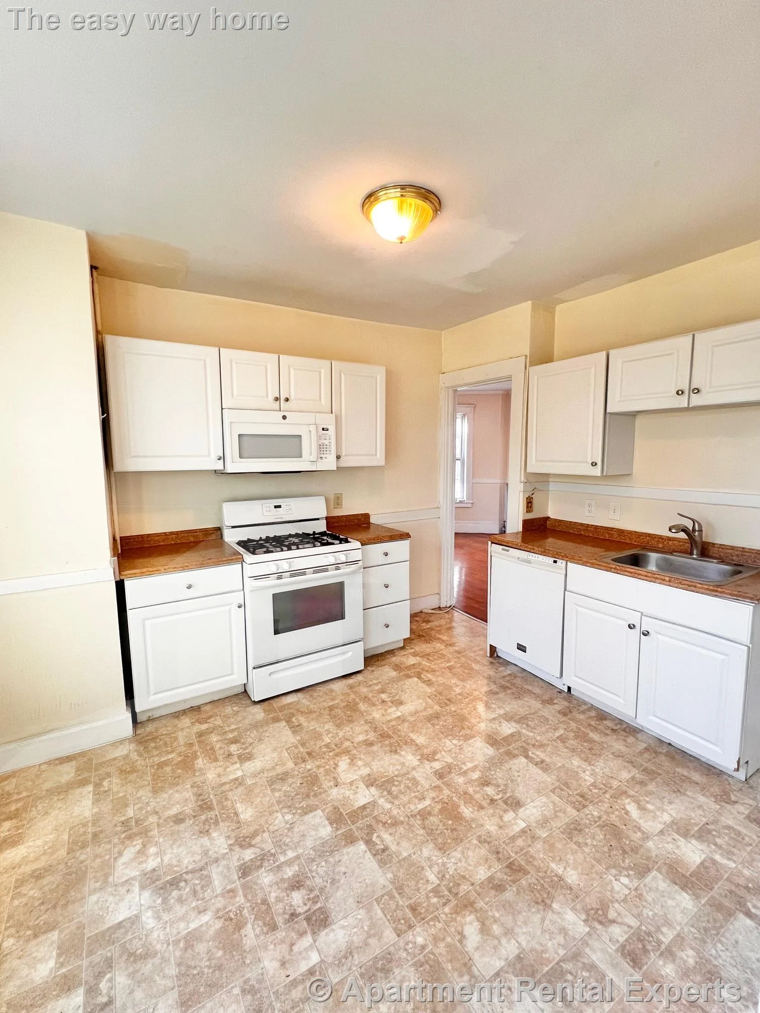 2 bed, 1 bath apartment for rent at 18 Sanborn Ave Unit 5, Union Square