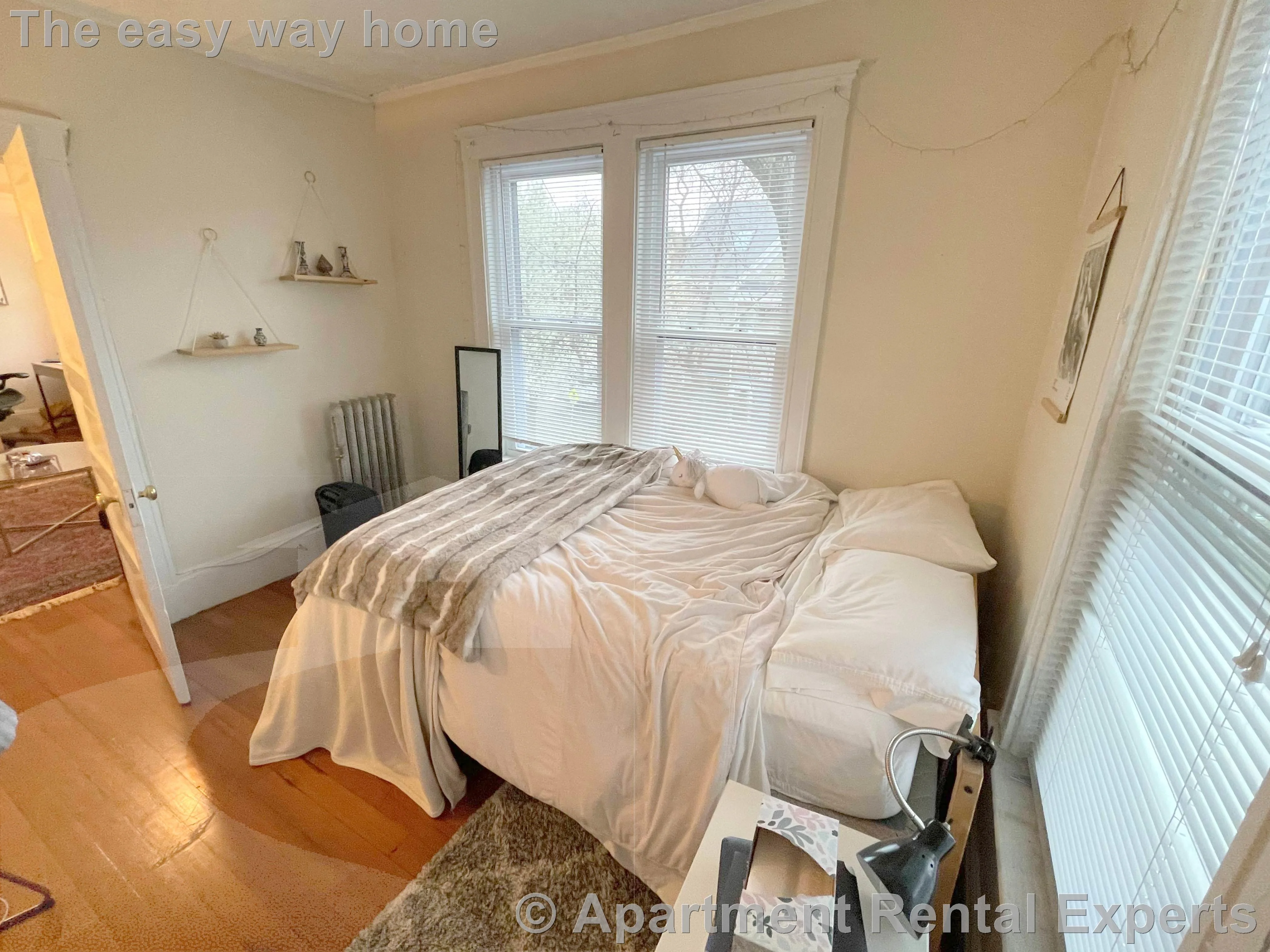 2 bed, 1 bath apartment for rent at 18 Sanborn Ave Unit 6, Union Square — photo 6 of 19