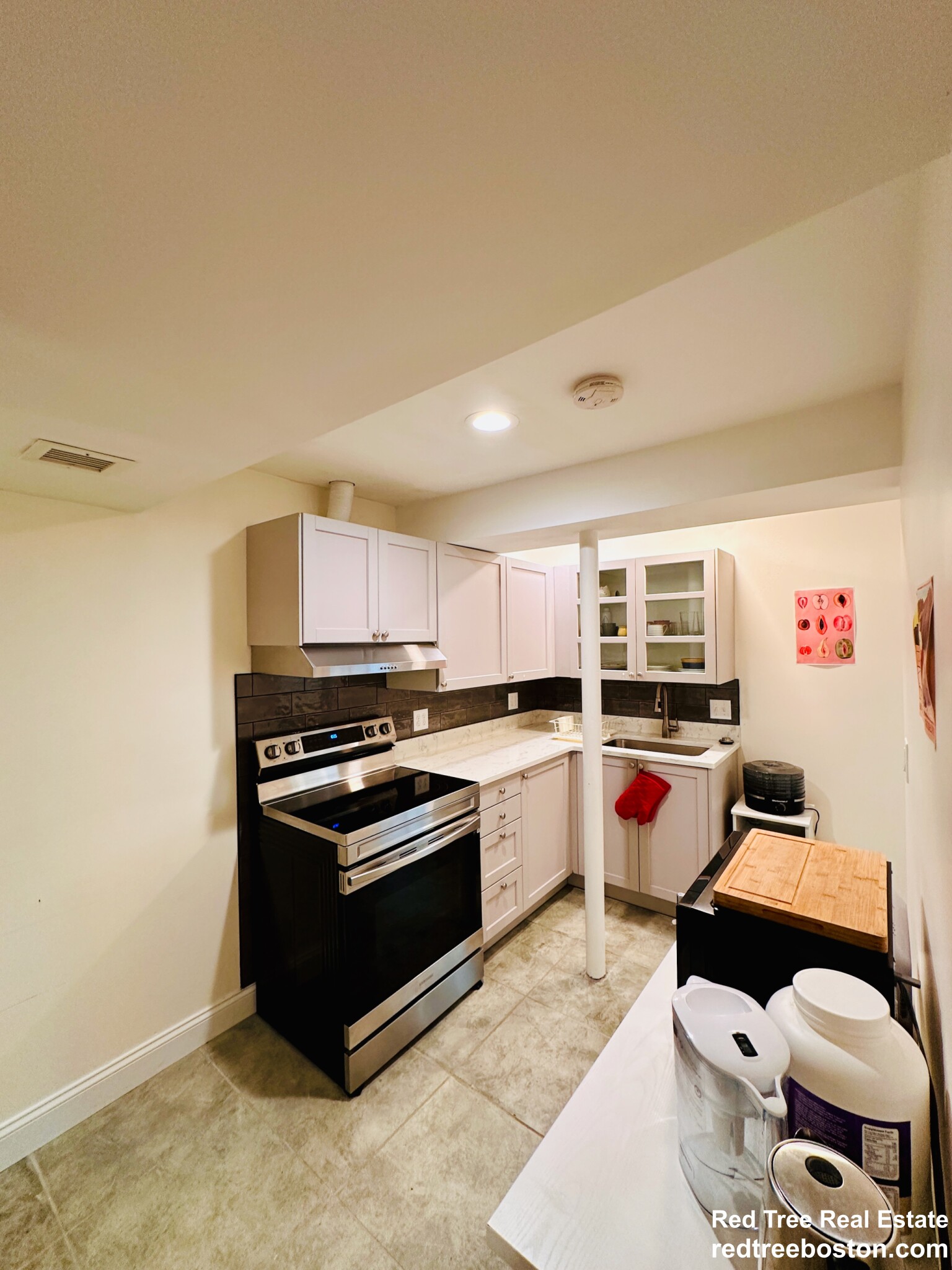 1 bed, 1 bath apartment for rent at 18 Senator Bolling Cir Unit B, Dorchester — photo 16 of 32