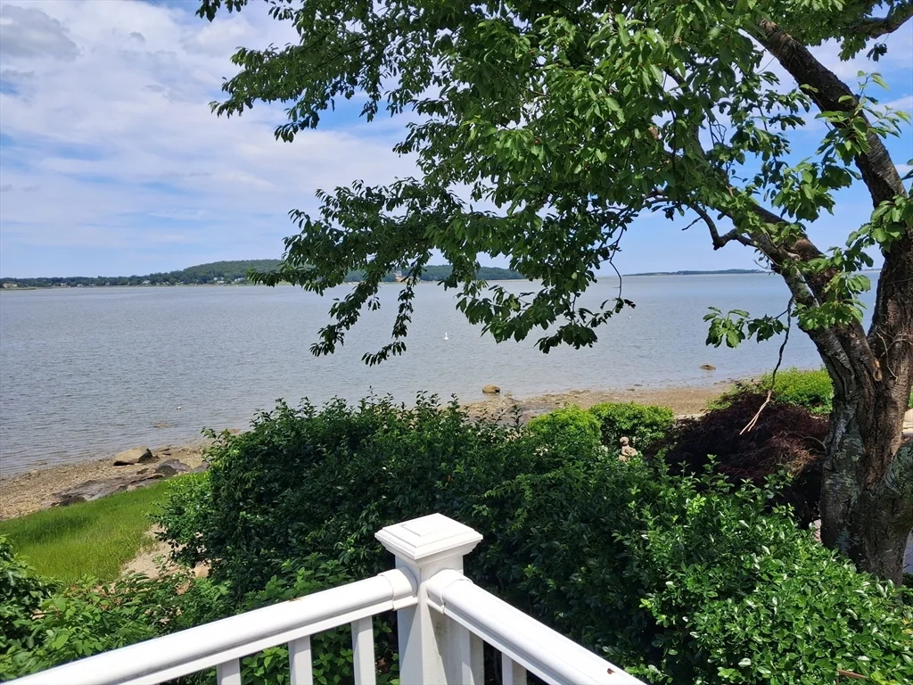 2 bed, 1 bath apartment for rent at 18 Shore Dr, Kingston — photo 2 of 13