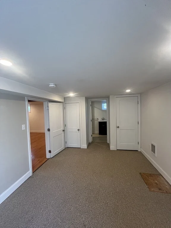 1 bed, 1 bath apartment for rent at 18 Silver Lake Unit A, Nonantum — photo 5 of 9