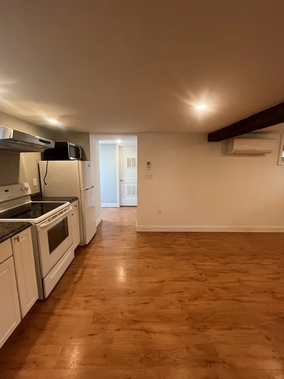1 bed, 1 bath apartment for rent at 18 Silver Lake Unit A, Nonantum — photo 4 of 9