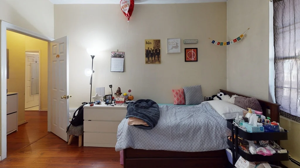 3 bed, 1 bath apartment for rent at 18 South Huntington Ave Unit 2, Jamaica Plain — photo 7 of 10
