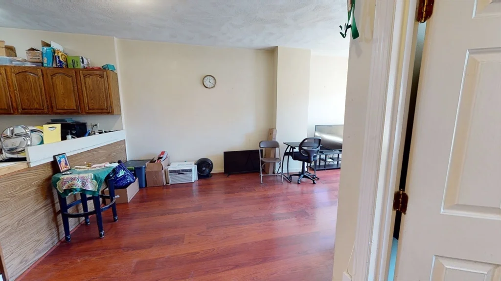 3 bed, 1 bath apartment for rent at 18 South Huntington Ave Unit 2, Jamaica Plain — photo 3 of 10