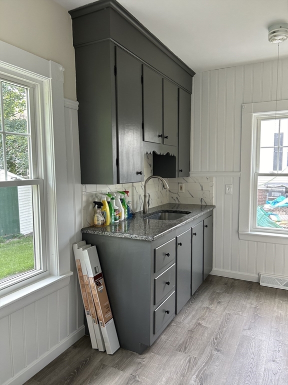 2 bed, 1 bath apartment for rent at 18 Spare St Unit 18, Dracut — photo 3 of 13