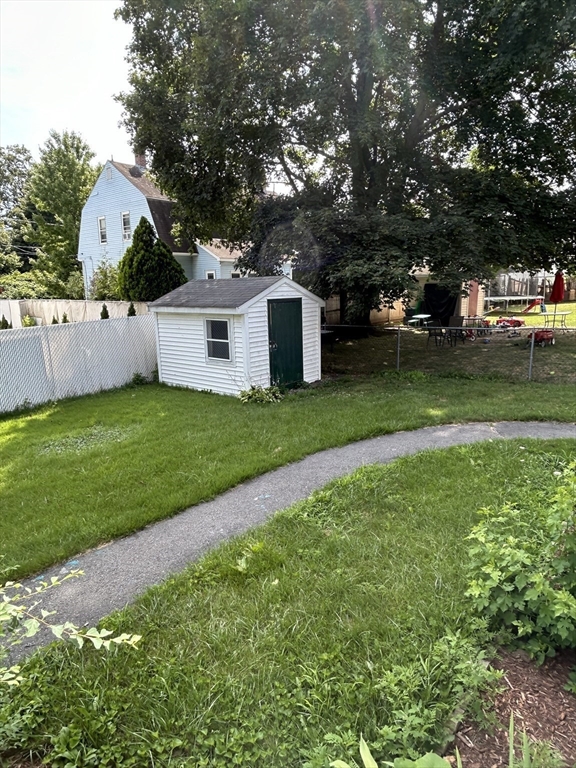 2 bed, 1 bath apartment for rent at 18 Spare St Unit 18, Dracut — photo 12 of 13