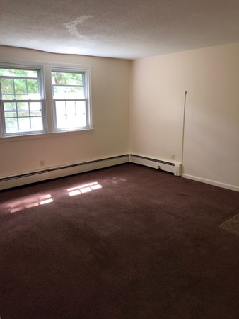 1 bed, 1 bath apartment for rent at 18 Spaulding St Unit B, Townsend — photo 7 of 8