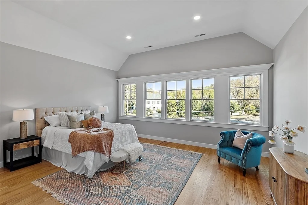 6 bed, 4+ bath apartment for rent at 18 Sprague Rd, Wellesley Hills — photo 24 of 28