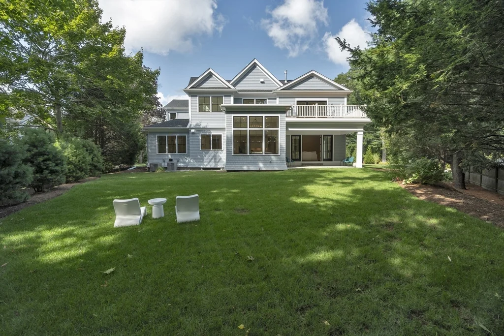 6 bed, 4+ bath apartment for rent at 18 Sprague Rd, Wellesley Hills — photo 2 of 28