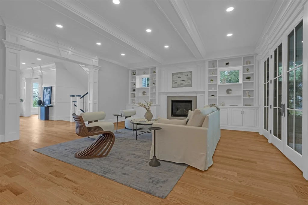 6 bed, 4+ bath apartment for rent at 18 Sprague Rd, Wellesley Hills — photo 8 of 28