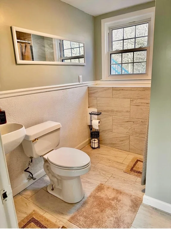 1 bed, 1 bath apartment for rent at 18 Spring Valley Rd Unit 1, Burlington — photo 9 of 10