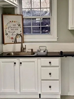 1 bed, 1 bath apartment for rent at 18 Spring Valley Rd Unit 1, Burlington — photo 3 of 10
