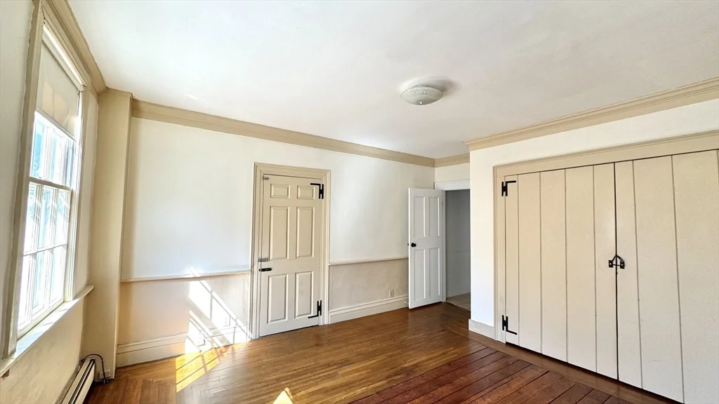 2 bed, 1 bath apartment for rent at 18 State St Unit 1, Old Town — photo 8 of 16