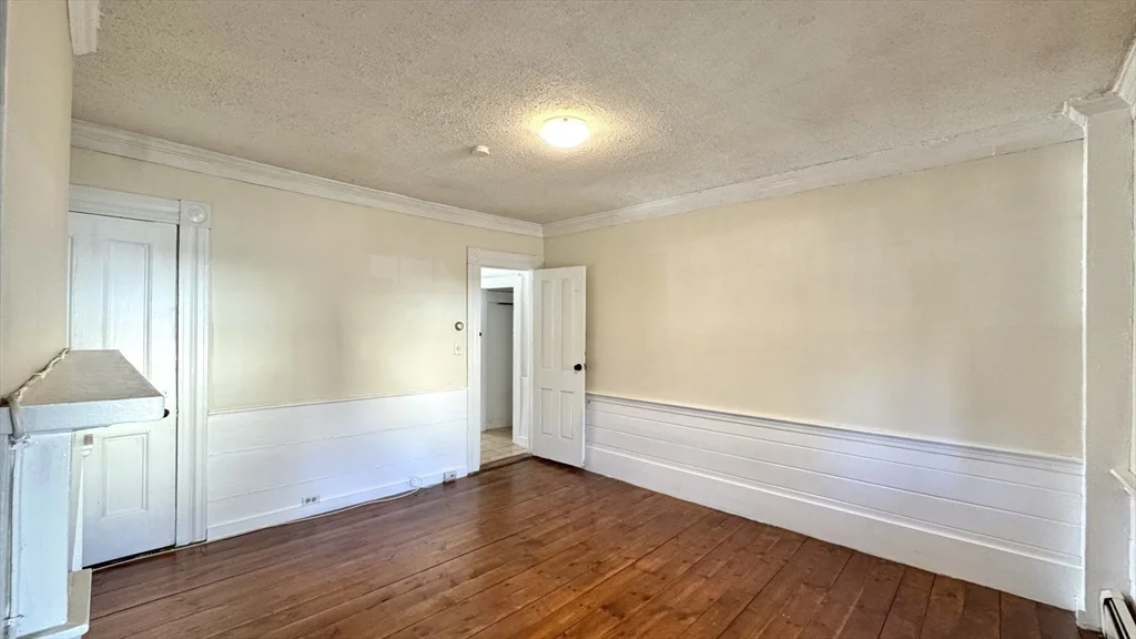 2 bed, 1 bath apartment for rent at 18 State St Unit 1, Old Town — photo 11 of 16