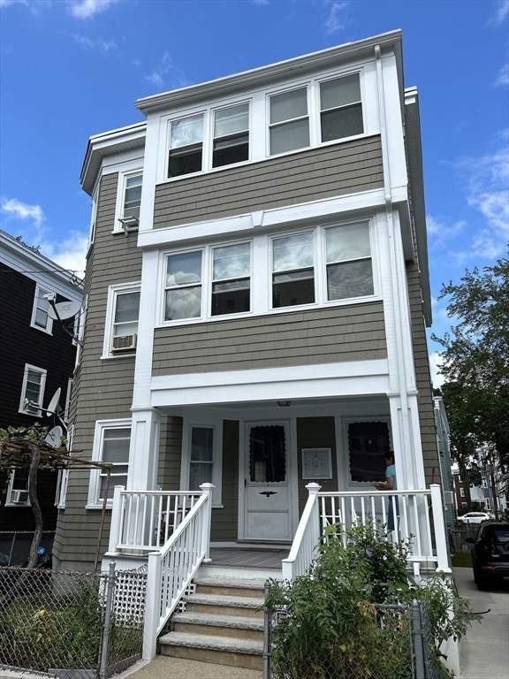 2 bed, 1 bath apartment for rent at 18 Stellman Rd Unit 1, Roslindale — photo 8 of 8