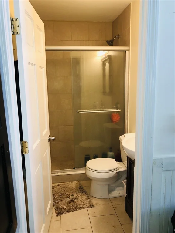 6 bed, 2 bath apartment for rent at 18 Stockwell St Unit 18, Mission Hill — photo 8 of 13