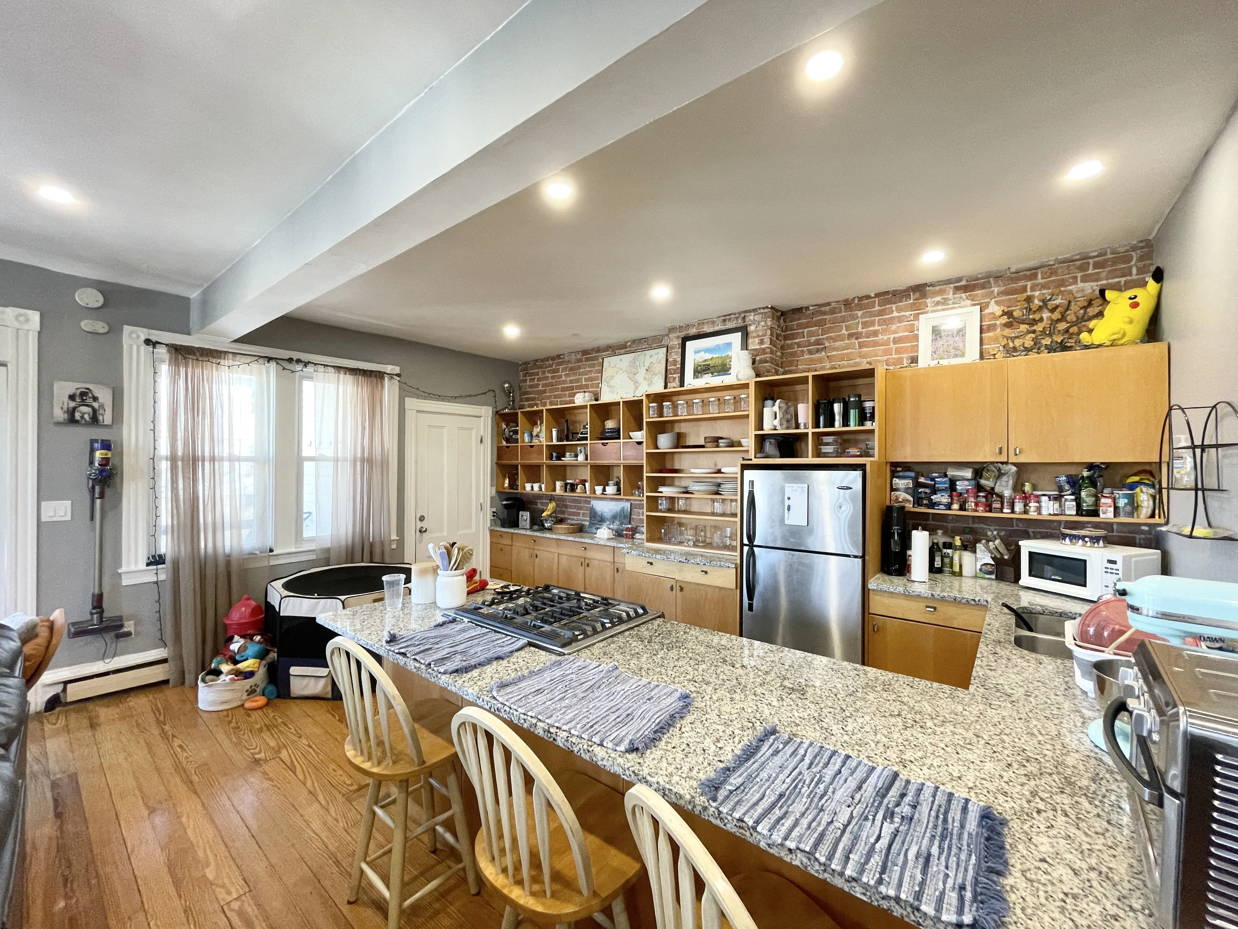 4 bed, 1 bath apartment for rent at 18 Sunset St Unit 3, Mission Hill — photo 20 of 26
