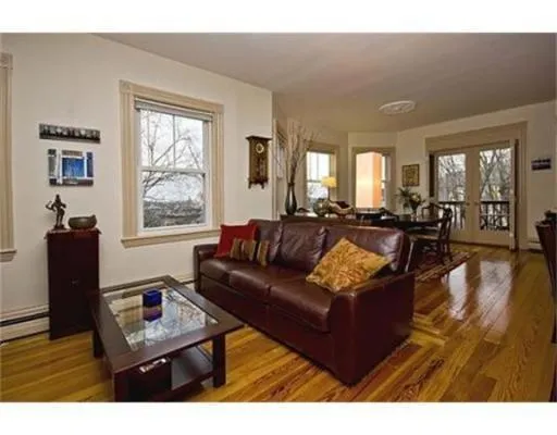 4 bed, 1 bath apartment for rent at 18 Sunset St Unit 3, Mission Hill — photo 11 of 26