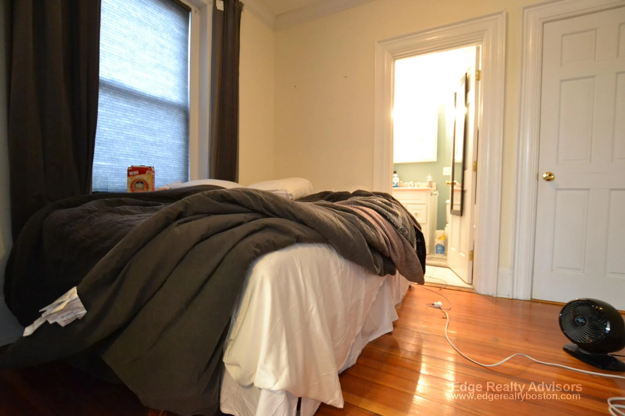 4 bed, 2 bath apartment for rent at 18 Sutherland Rd Unit 2, Brighton — photo 10 of 10