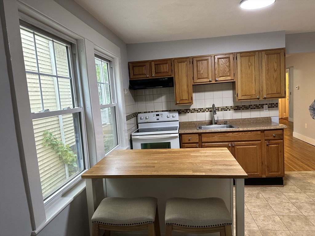 2 bed, 1 bath apartment for rent at 18 Symmes St Unit 1, Roslindale — photo 8 of 20