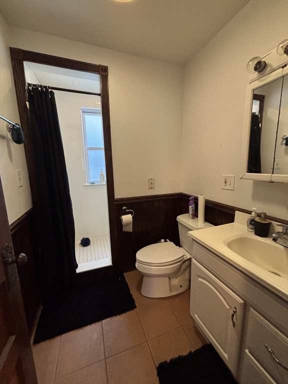 4 bed, 1 bath apartment for rent at 18 Taft St Unit 3, Dorchester — photo 8 of 8