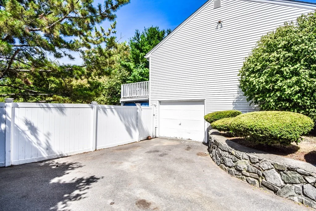 4 bed, 2 bath apartment for rent at 18 Tamar Dr, Medford — photo 30 of 30