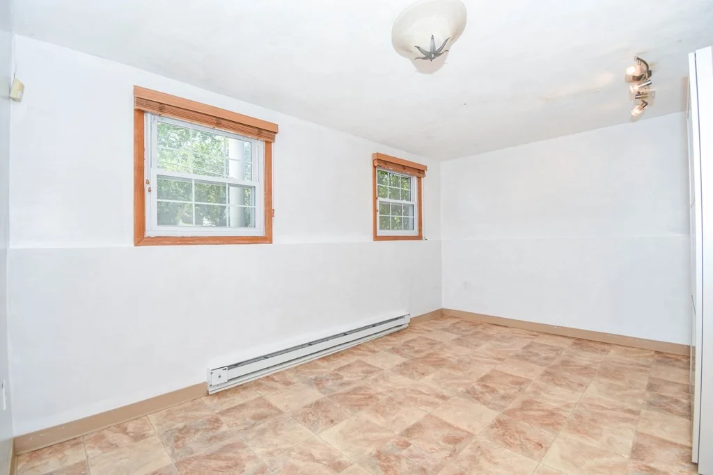 4 bed, 2 bath apartment for rent at 18 Tamar Dr Unit 1, Tufts University — photo 18 of 30