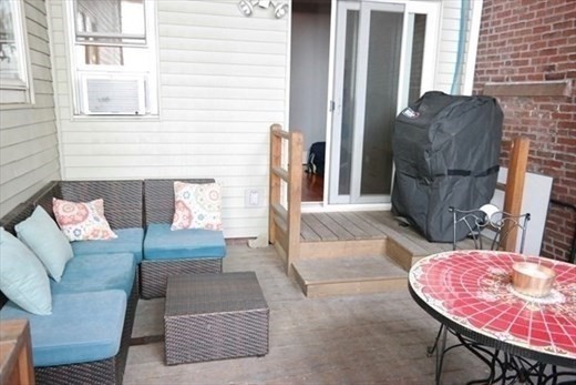 2 bed, 1 bath apartment for rent at 18 Union St Unit 1, Charlestown — photo 6 of 8