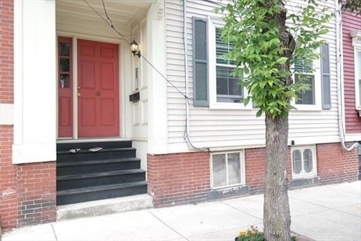 2 bed, 1 bath apartment for rent at 18 Union St Unit 1, Charlestown — photo 7 of 8