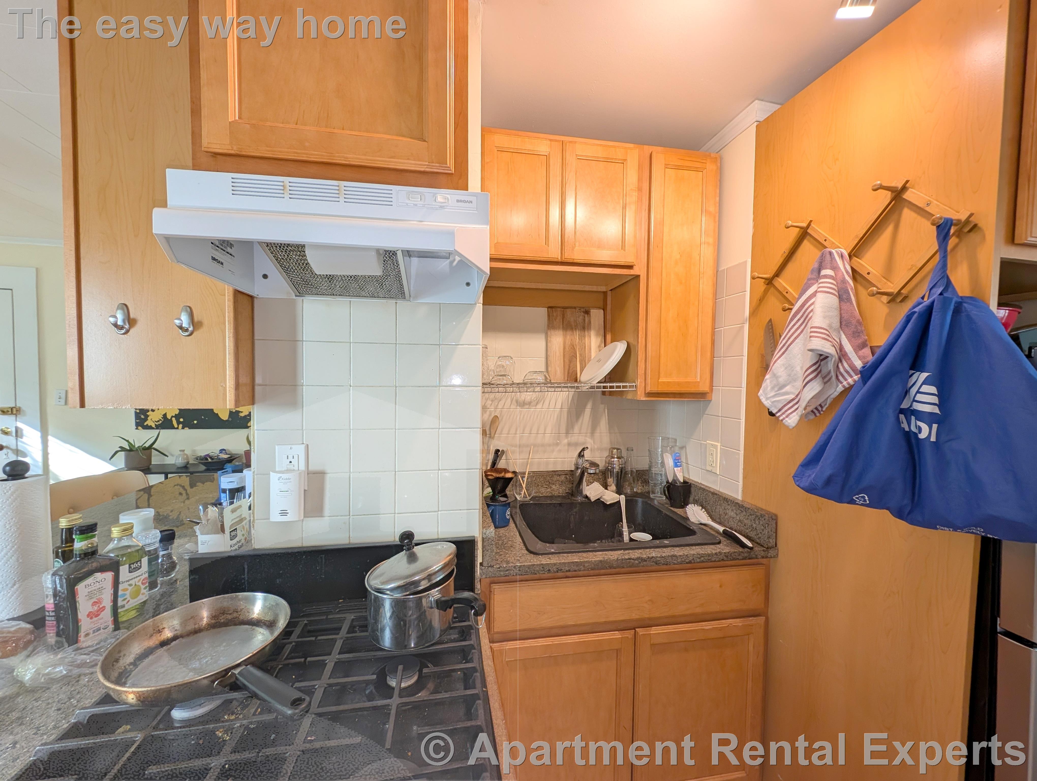 1 bed, 1 bath apartment for rent at 18 Union St Unit 1, Inman Square — photo 5 of 17