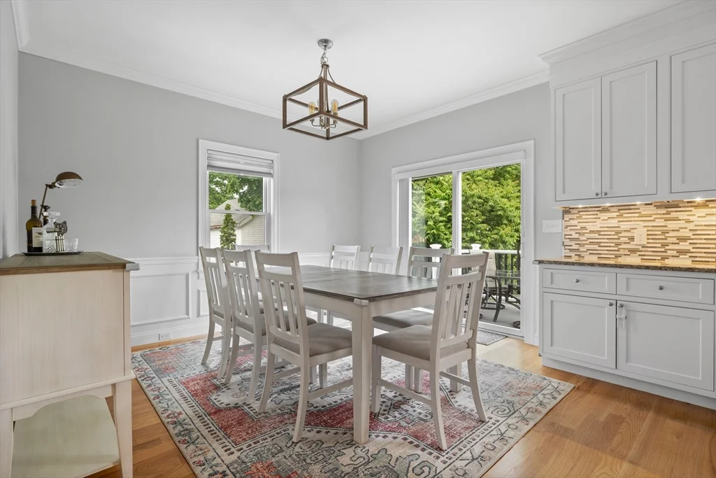 3 bed, 3 bath apartment for rent at 18 Wadsworth Ave Unit 1, Waltham — photo 10 of 28