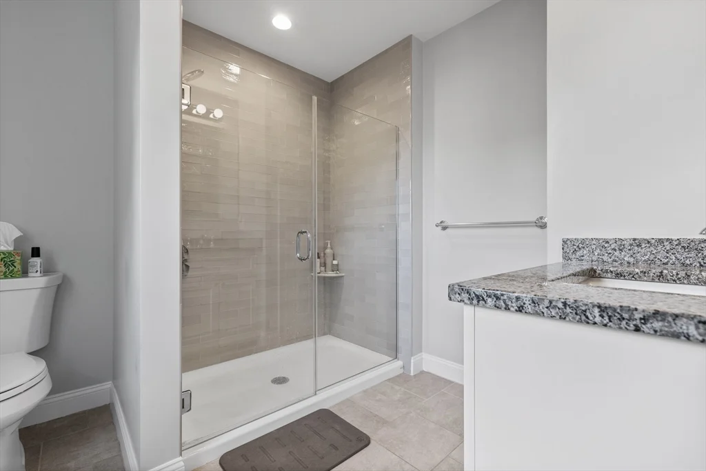 3 bed, 3 bath apartment for rent at 18 Wadsworth Ave Unit 1, Waltham — photo 18 of 28