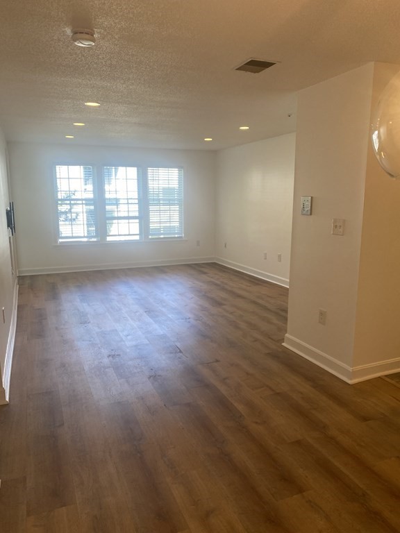 1 bed, 1 bath apartment for rent at 18 Walden Dr Unit 6, Natick — photo 12 of 19