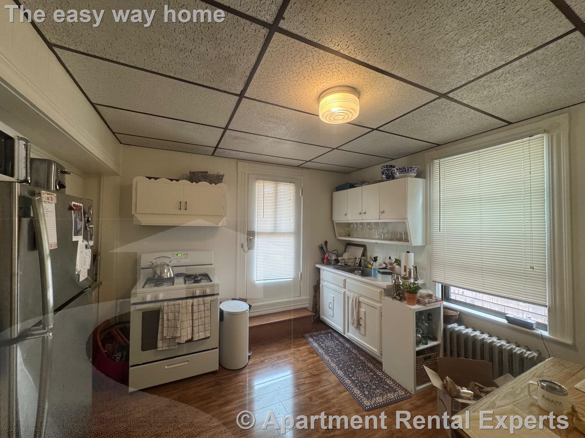 Studio bed, 1 bath apartment for rent at 18 Waldo St Unit 2, Spring Hill — photo 4 of 7