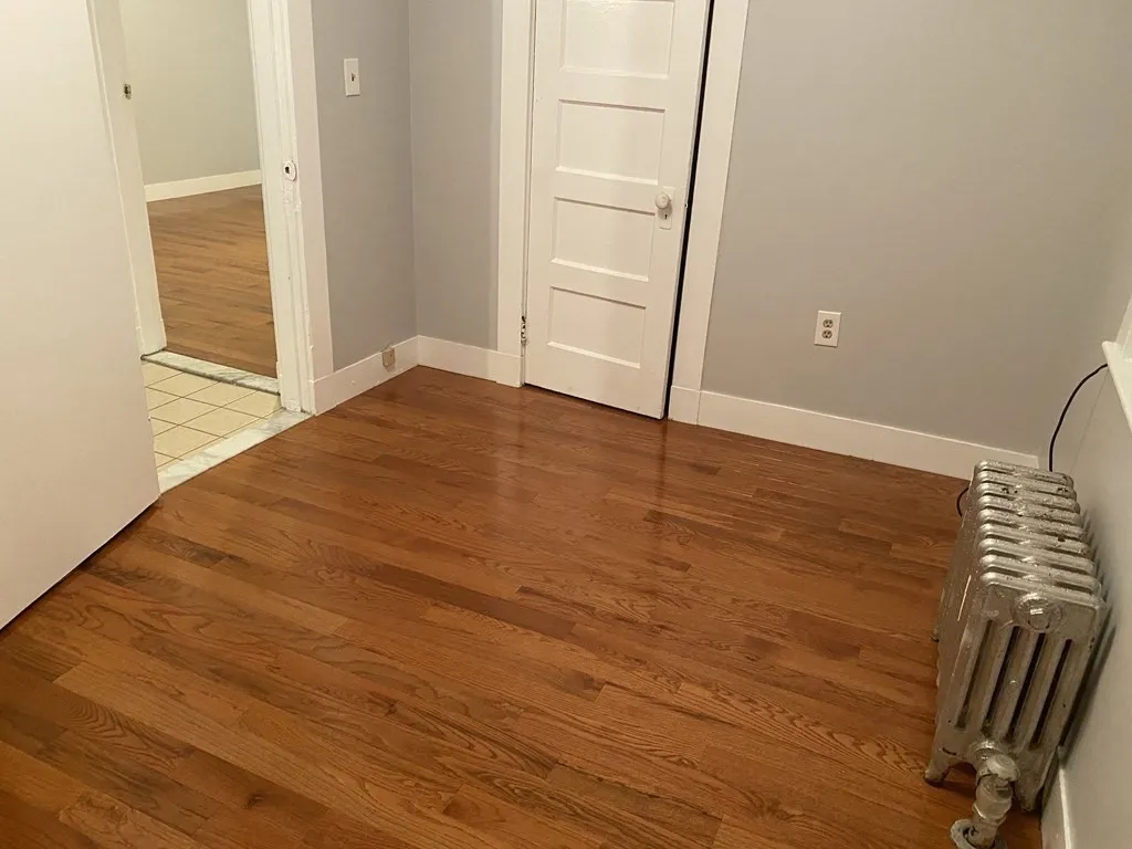 5 bed, 2 bath apartment for rent at 18 Walnut Rd Unit 2, Winter Hill — photo 11 of 16