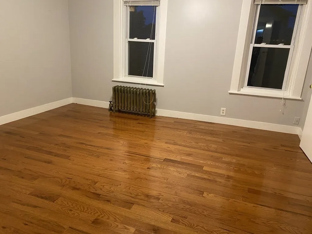 5 bed, 2 bath apartment for rent at 18 Walnut Rd Unit 2, Winter Hill — photo 5 of 16