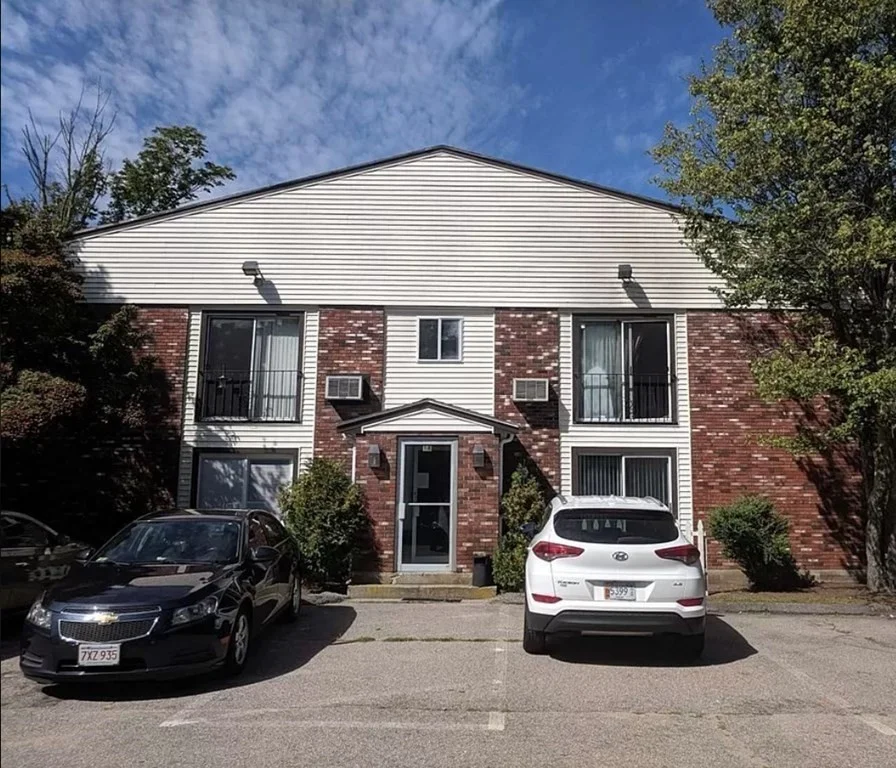 2 bed, 1 bath apartment for rent at 18 Washington St Unit 10, Plainville