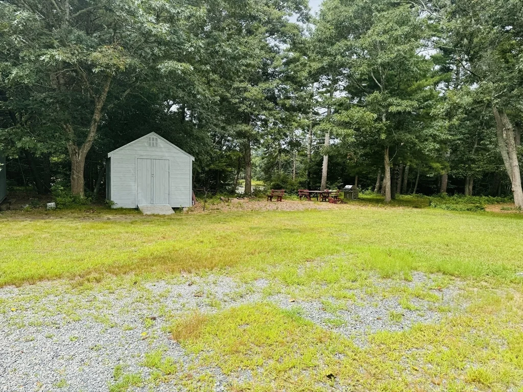 3 bed, 1 bath apartment for rent at 18 Weaver St Unit 1, West Wareham — photo 34 of 36