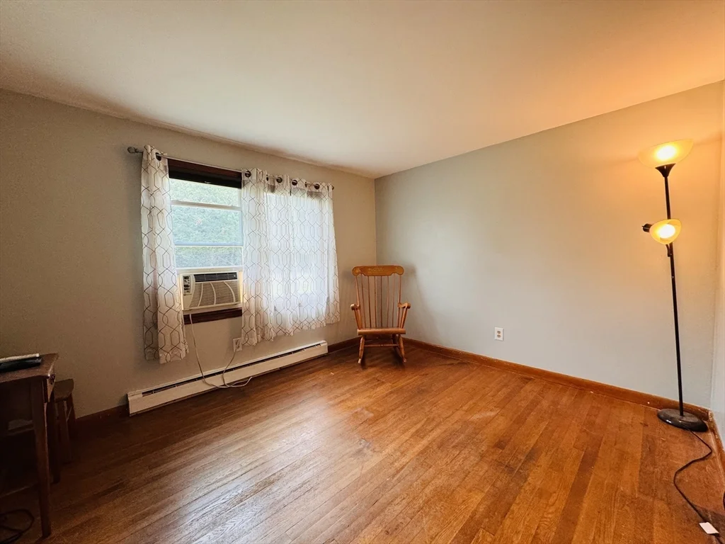 3 bed, 1 bath apartment for rent at 18 Weaver St Unit 1, West Wareham — photo 24 of 36