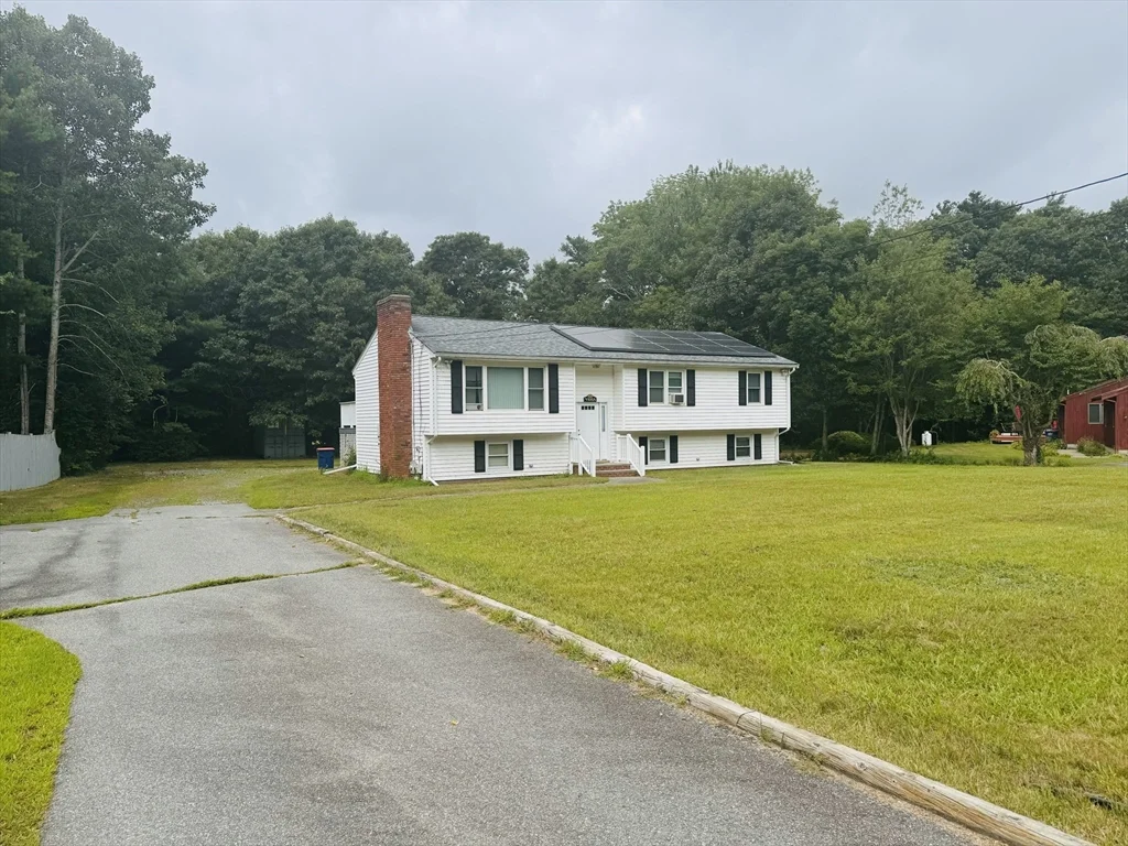 3 bed, 1 bath apartment for rent at 18 Weaver St Unit 1, West Wareham — photo 35 of 36