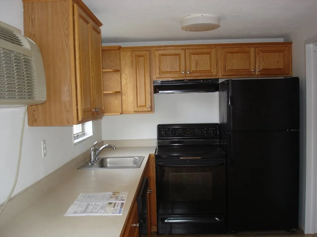 2 bed, 1 bath apartment for rent at 18 Westford Rd Unit 6, Pingreyville — photo 10 of 26