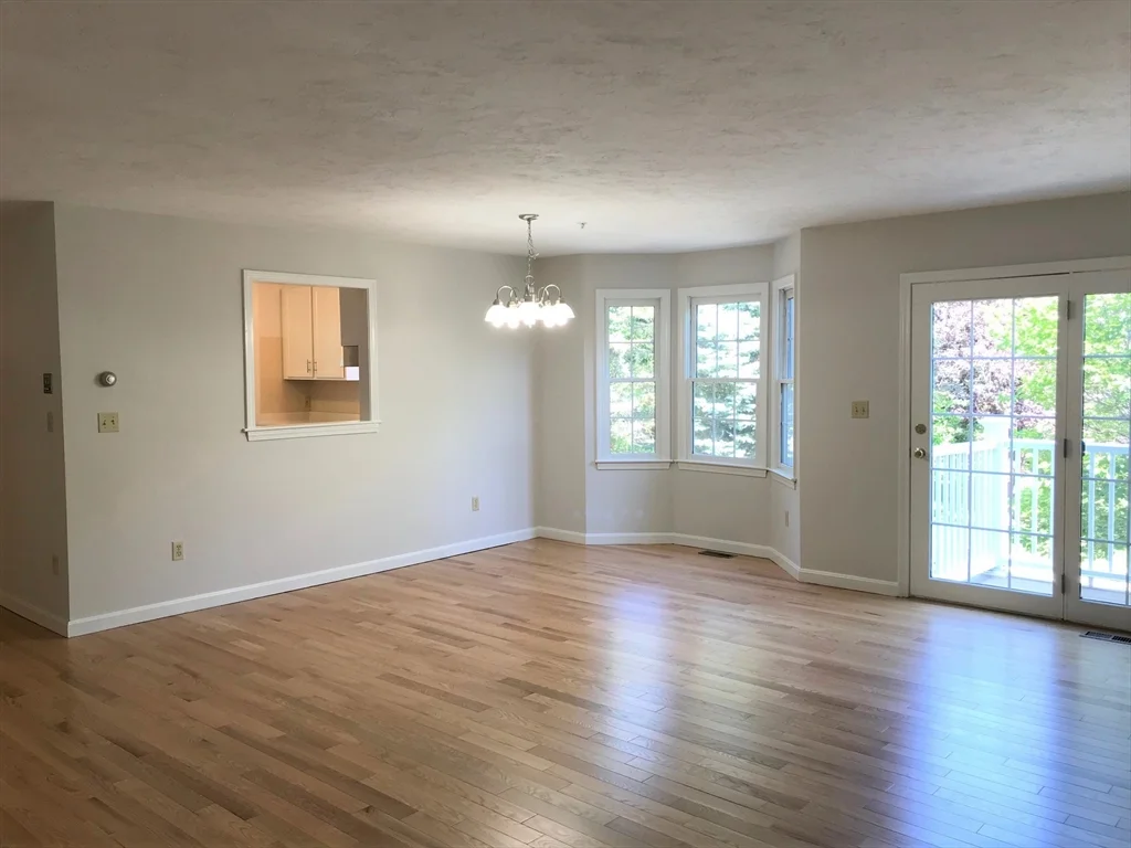 3 bed, 2 bath apartment for rent at 18 Westwood St Unit 18, West Newton — photo 6 of 14