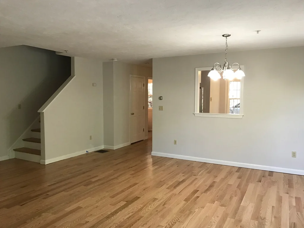3 bed, 2 bath apartment for rent at 18 Westwood St Unit 18, West Newton — photo 5 of 14