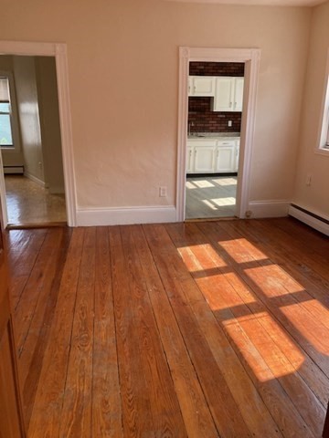 3 bed, 1 bath apartment for rent at 18 White St Pl Unit 2, Spring Hill — photo 8 of 13