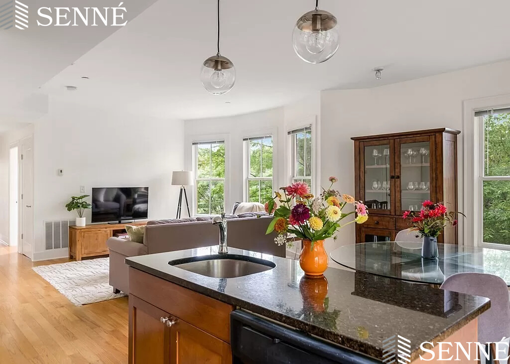 2 bed, 2 bath apartment for rent at 18 Whitney Ave Unit 5, Cambridgeport — photo 5 of 31
