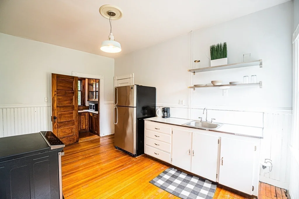 1 bed, 1 bath apartment for rent at 18 Whittier Unit 2R, Porter Square — photo 12 of 23