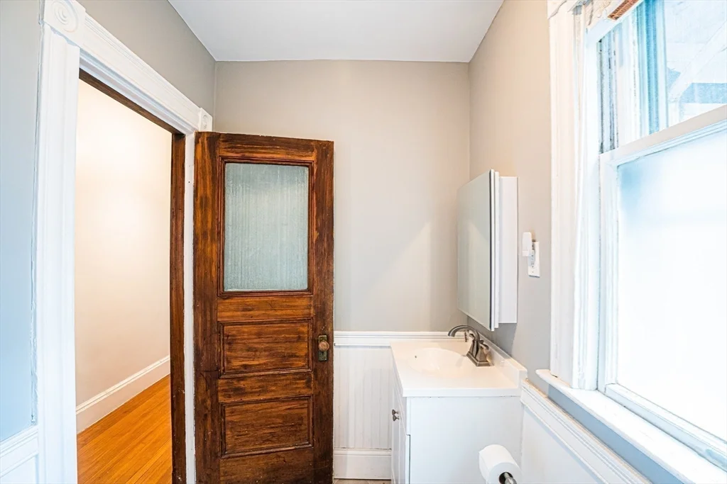 1 bed, 1 bath apartment for rent at 18 Whittier Unit 2R, Porter Square — photo 16 of 23