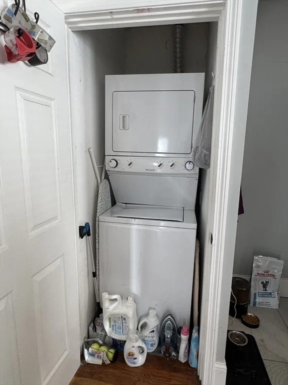 3 bed, 1 bath apartment for rent at 18 Wilson Ave Unit 2, Malden — photo 7 of 8
