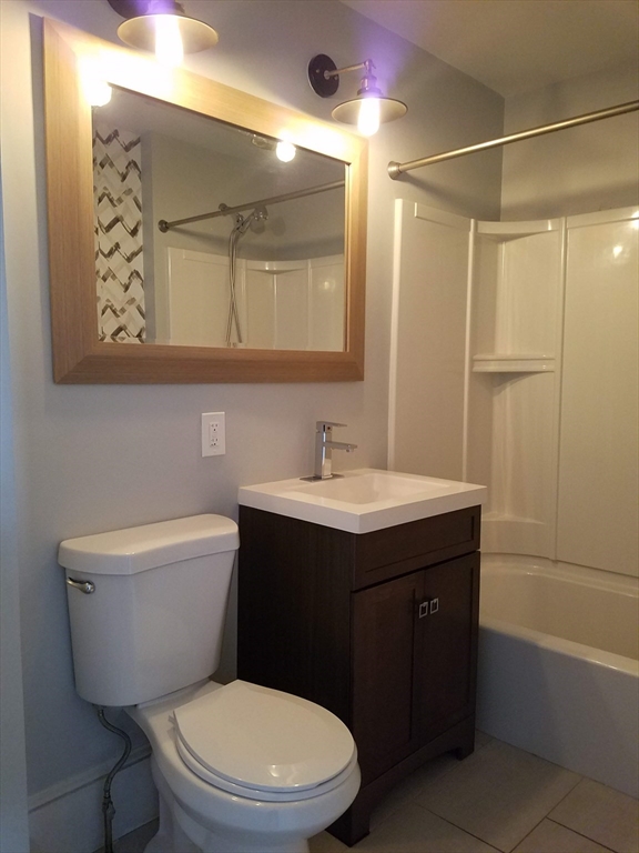 2 bed, 1 bath apartment for rent at 18 Wilson Unit 1, Bell Rock — photo 11 of 11